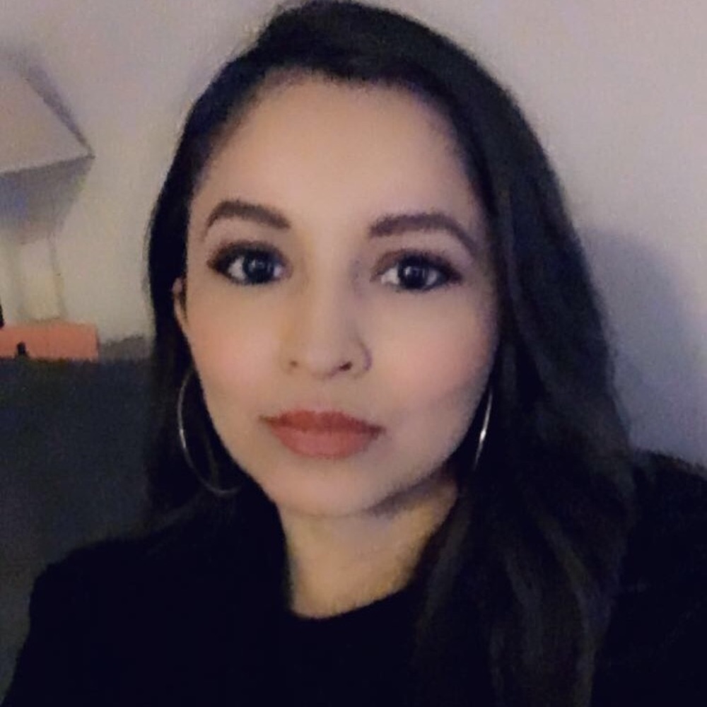 Meet your Posher, Elsy